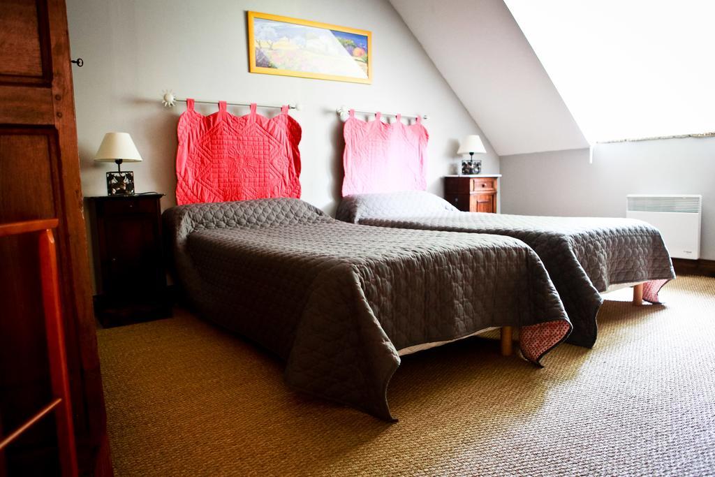 Domaine De La Vallee Aux Pages Bed & Breakfast Paray-Douaville Dış mekan fotoğraf