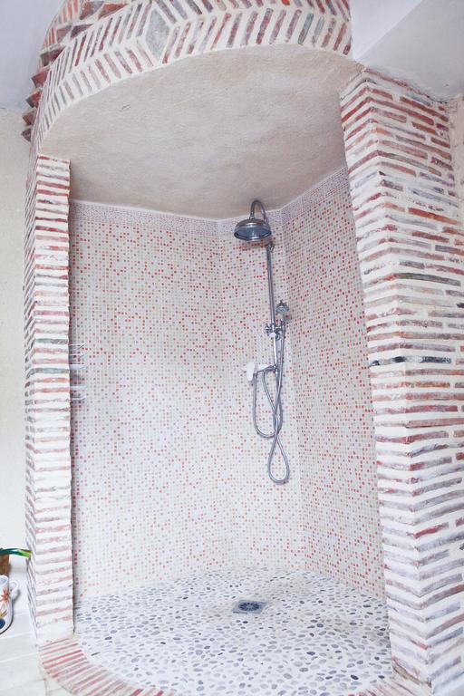 Domaine De La Vallee Aux Pages Bed & Breakfast Paray-Douaville Dış mekan fotoğraf