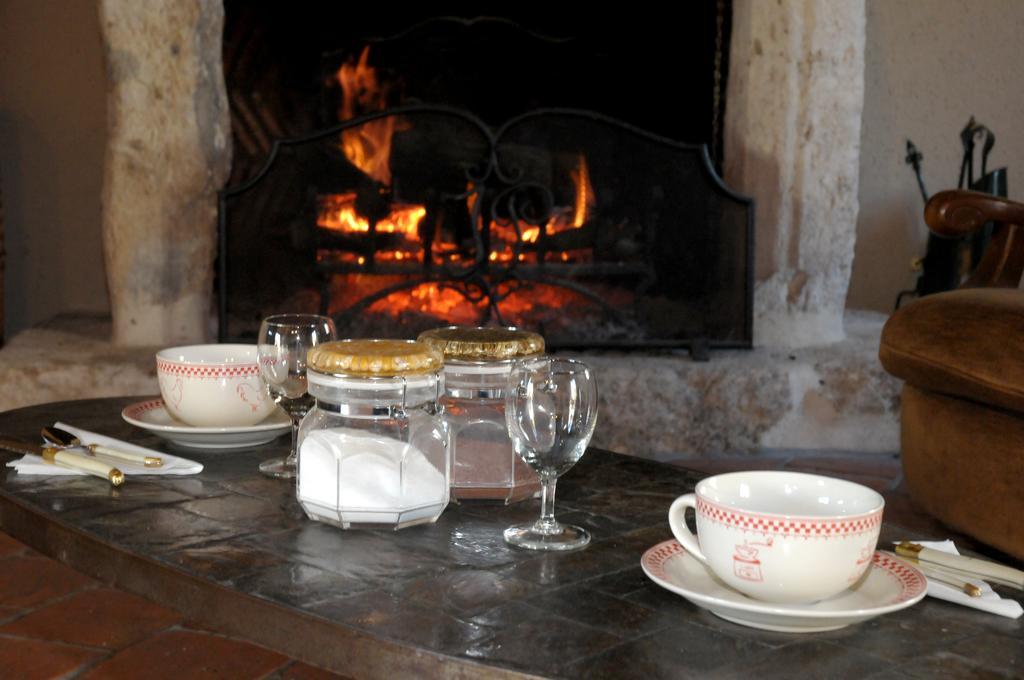 Domaine De La Vallee Aux Pages Bed & Breakfast Paray-Douaville Dış mekan fotoğraf